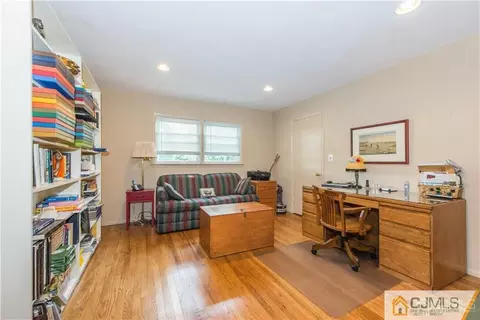11 Mcevoy Rd, Edison, NJ 08837 photo 18
