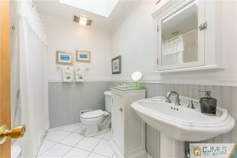 11 Mcevoy Rd, Edison, NJ 08837 photo 14