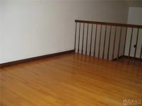 54 Teaberry Dr, Edison, NJ 08820 photo 8