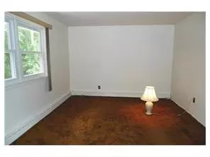 70 Phillips Dr, Old Bridge, NJ 08857 photo 10