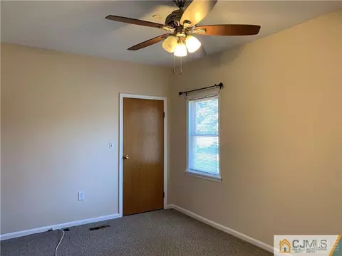2 Maple St, Sayreville, NJ 08859 photo 9