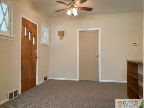 2 Maple St, Sayreville, NJ 08859 photo 4
