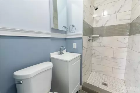 2 E Maple St, Colonia, NJ 07067 photo 10