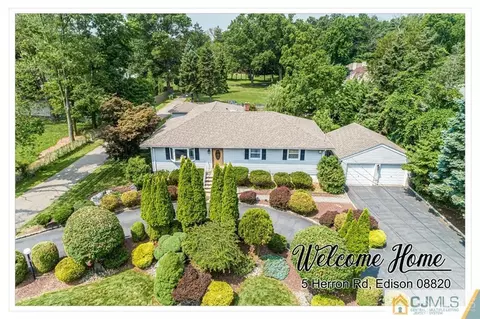 5 Herron Rd, Edison, NJ 08820 photo 1