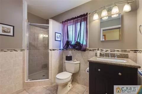 5 Herron Rd, Edison, NJ 08820 photo 26
