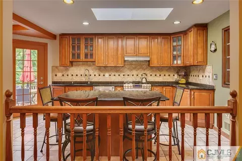 5 Herron Rd, Edison, NJ 08820 photo 13