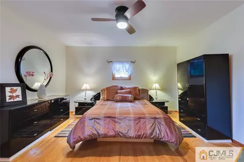 5 Herron Rd, Edison, NJ 08820 photo 21
