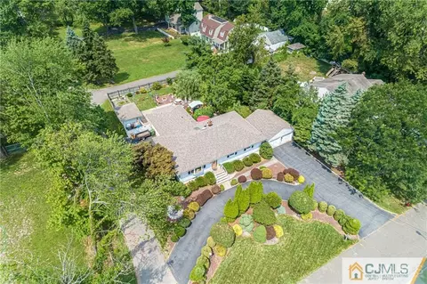 5 Herron Rd, Edison, NJ 08820 photo 3