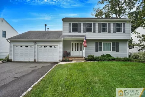 424 Hancock St, Middlesex, NJ 08846 photo 1