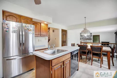 424 Hancock St, Middlesex, NJ 08846 photo 11