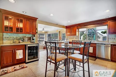 411 2nd St, Middlesex, NJ 08846 photo 7