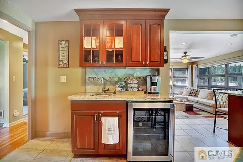 411 2nd St, Middlesex, NJ 08846 photo 8
