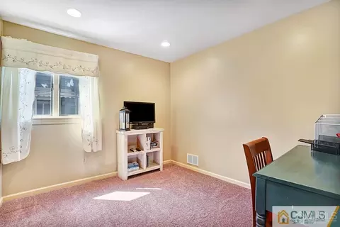 411 2nd St, Middlesex, NJ 08846 photo 17