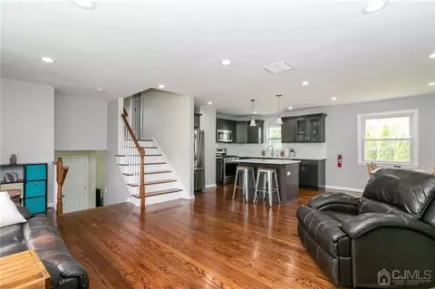 52 Ferris Rd, Edison, NJ 08817 photo 7