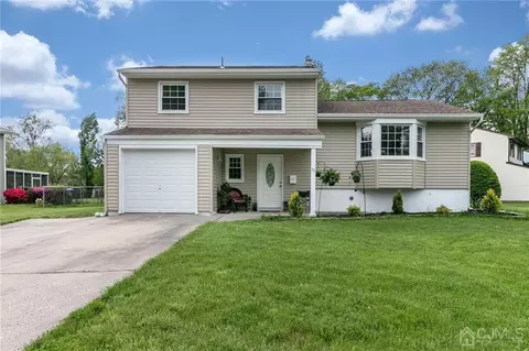 52 Ferris Rd, Edison, NJ 08817 photo 2