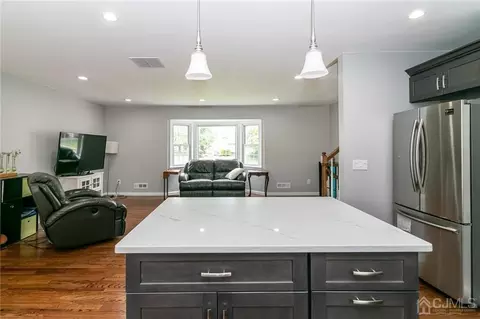 52 Ferris Rd, Edison, NJ 08817 photo 13