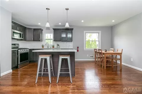 52 Ferris Rd, Edison, NJ 08817 photo 9