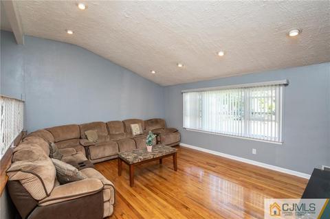 6 Durst Dr, Milltown, NJ 08850 photo 7