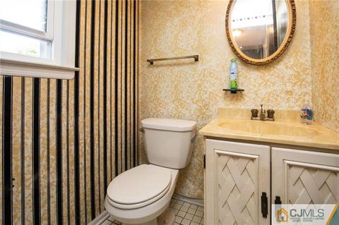 6 Durst Dr, Milltown, NJ 08850 photo 10