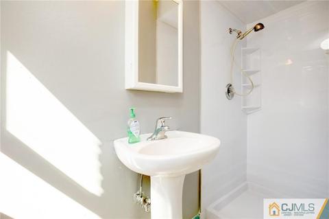 6 Durst Dr, Milltown, NJ 08850 photo 20
