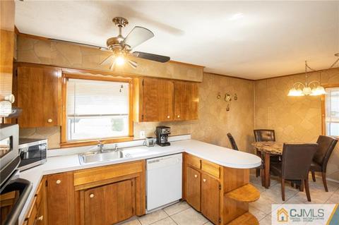 6 Durst Dr, Milltown, NJ 08850 photo 11