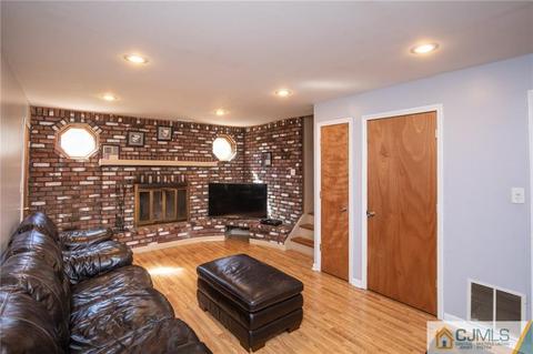 6 Durst Dr, Milltown, NJ 08850 photo 15