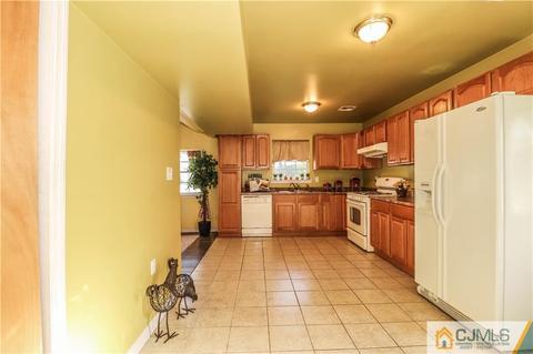 2 Altamont Rd, Edison, NJ 08817 photo 13