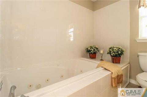 2 Altamont Rd, Edison, NJ 08817 photo 27