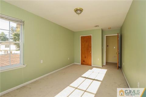 2 Altamont Rd, Edison, NJ 08817 photo 11