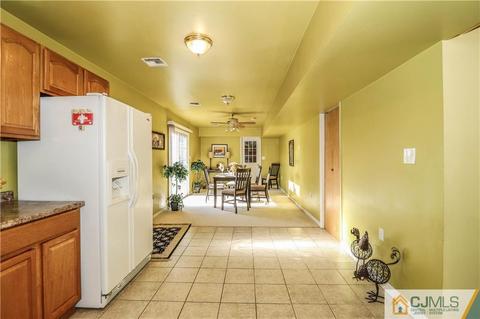 2 Altamont Rd, Edison, NJ 08817 photo 5
