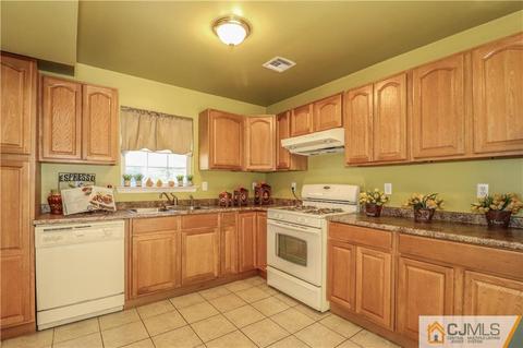 2 Altamont Rd, Edison, NJ 08817 photo 14