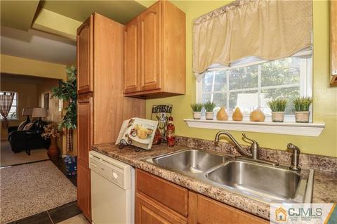 2 Altamont Rd, Edison, NJ 08817 photo 15