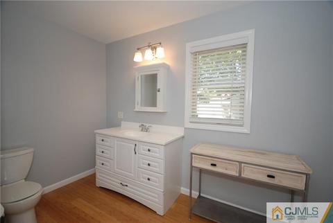 7 Edward Ave, Middlesex, NJ 08846 photo 10