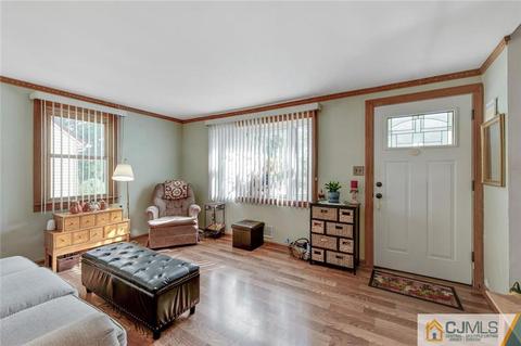 192 Old Rd, Sewaren, NJ 07077 photo 5