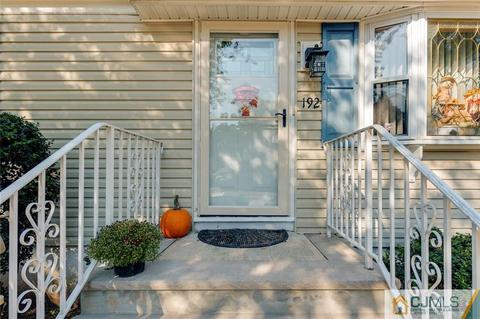 192 Old Rd, Sewaren, NJ 07077 photo 4