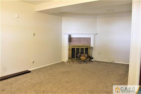 70 Ellen St, Edison, NJ 08817 photo 14