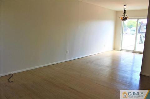70 Ellen St, Edison, NJ 08817 photo 7