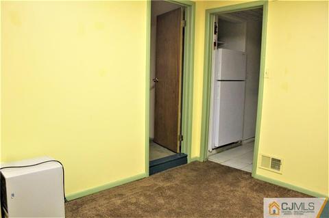 70 Ellen St, Edison, NJ 08817 photo 28