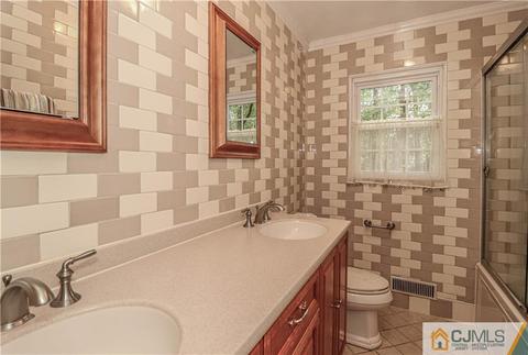 80 Monroe Ave, Edison, NJ 08820 photo 24