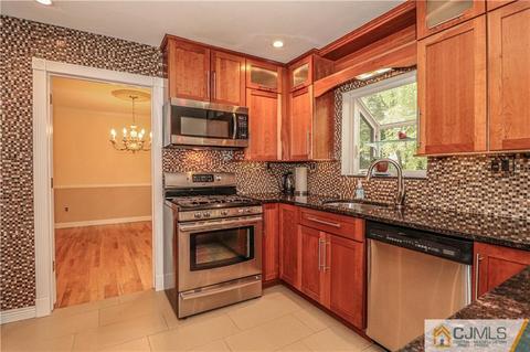 80 Monroe Ave, Edison, NJ 08820 photo 18