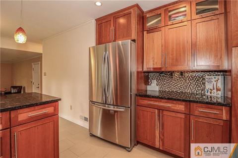 80 Monroe Ave, Edison, NJ 08820 photo 17