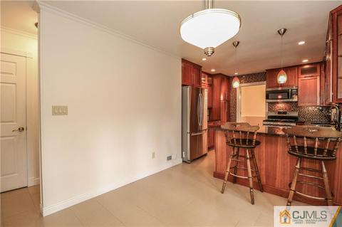 80 Monroe Ave, Edison, NJ 08820 photo 14