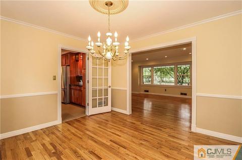 80 Monroe Ave, Edison, NJ 08820 photo 11
