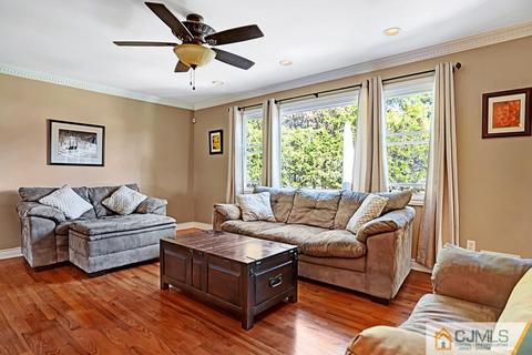 30 Glen Gary Rd, Middlesex, NJ 08846 photo 3