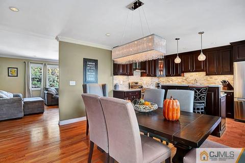 30 Glen Gary Rd, Middlesex, NJ 08846 photo 5