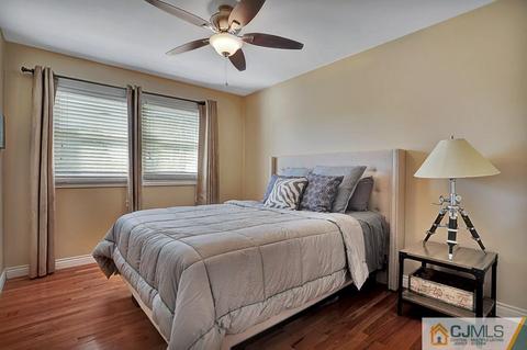 30 Glen Gary Rd, Middlesex, NJ 08846 photo 18