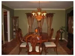 4 Judson Dr, Middlesex, NJ 08846 photo 3