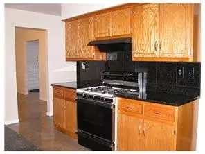 22 Bennington Dr, Edison, NJ 08820 photo 5