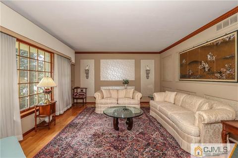 34 Frost Ave, Edison, NJ 08820 photo 5