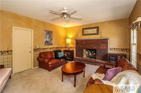 34 Frost Ave, Edison, NJ 08820 photo 12